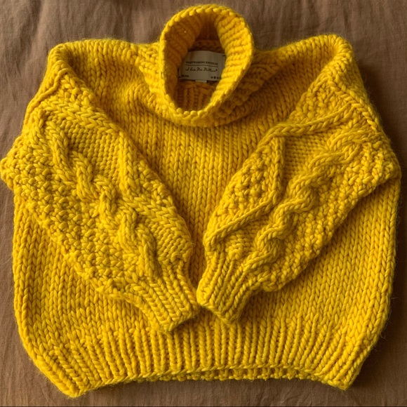 I Love Mr. Mittens Sweaters - ✖️SOLD✖️ I Love Mr. Mittens Diamond Sleeve Sweater